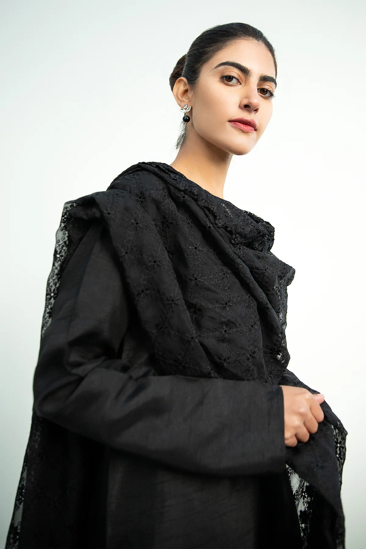 EMBROIDERED CHIFFON DUPATTA-01 - Image 3