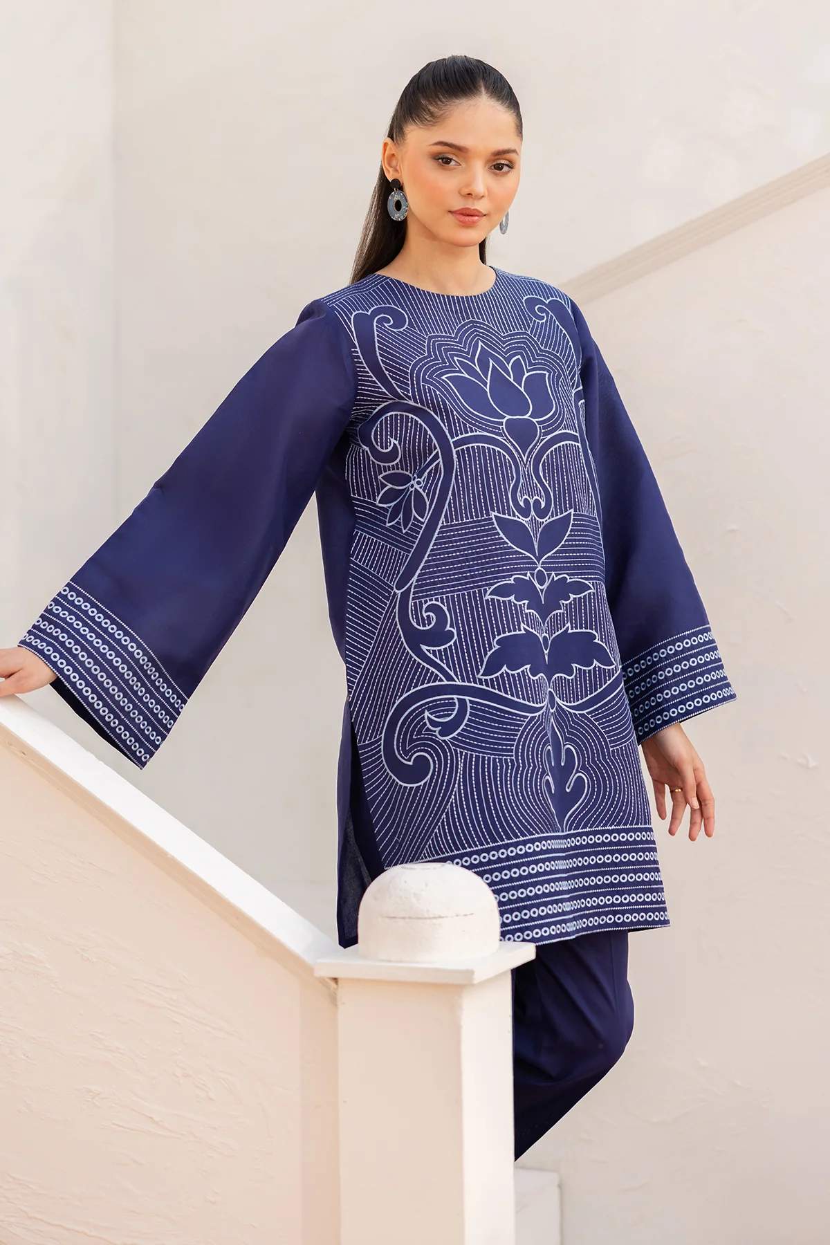 EMBROIDERED JACQUARD LAWN PR-1110 - Image 3