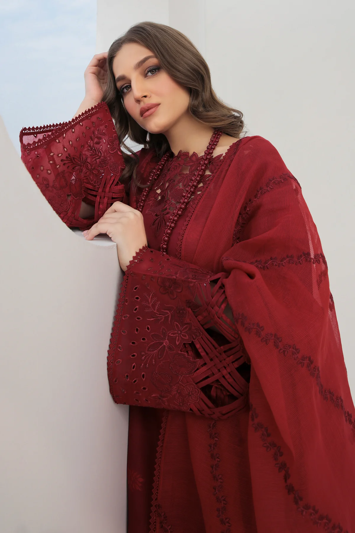 EMBROIDERED JACQUARD LAWN UF-300 - Image 6