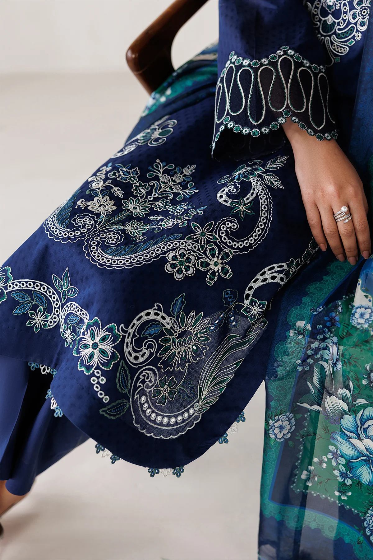 EMBROIDERED JACQUARD PR-1251 - Image 5