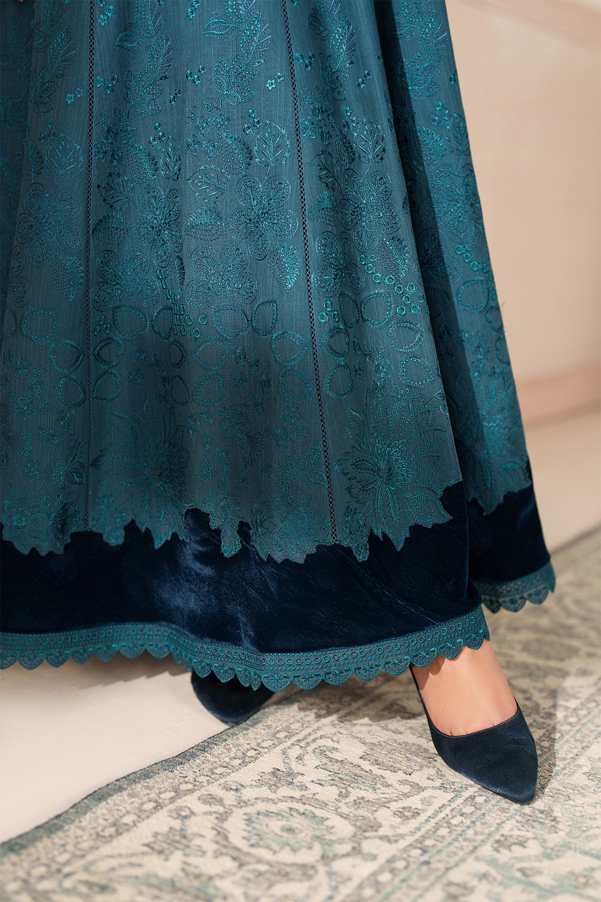 EMBROIDERED KHADDAR PR-1234 - Image 4