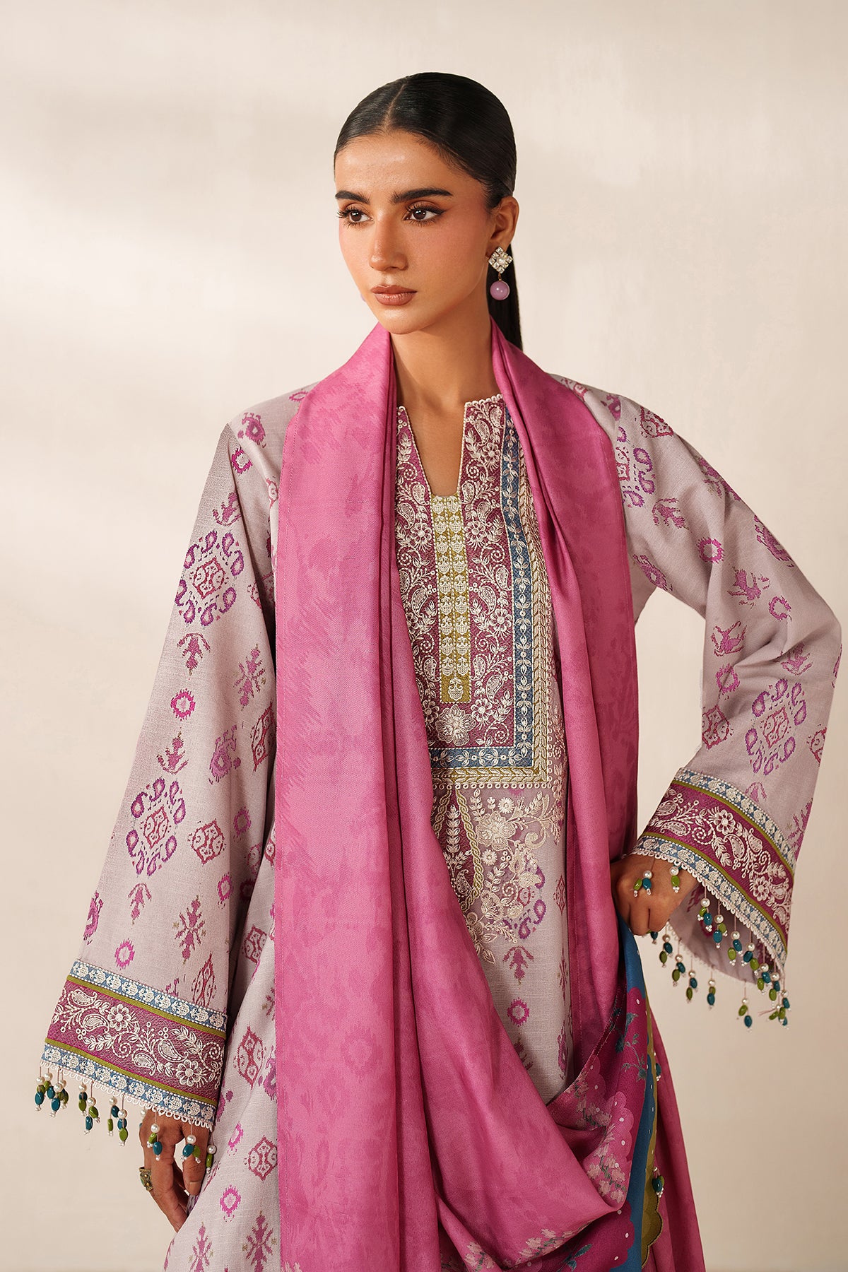 EMBROIDERED KHADDAR UF-4357 - Image 4