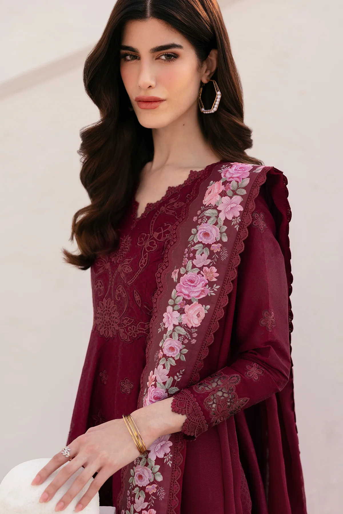 EMBROIDERED LAWN EL-D05 STITCHED - Image 6