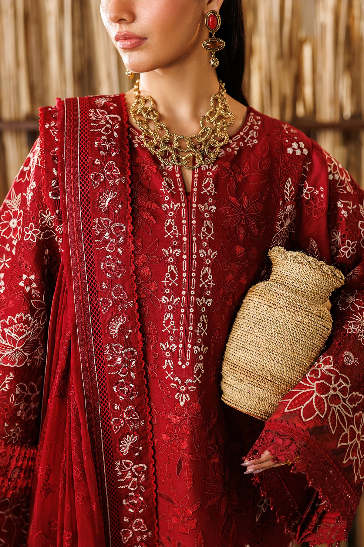 EMBROIDERED LAWN EL26-D05 UNSTITCHED - Image 3