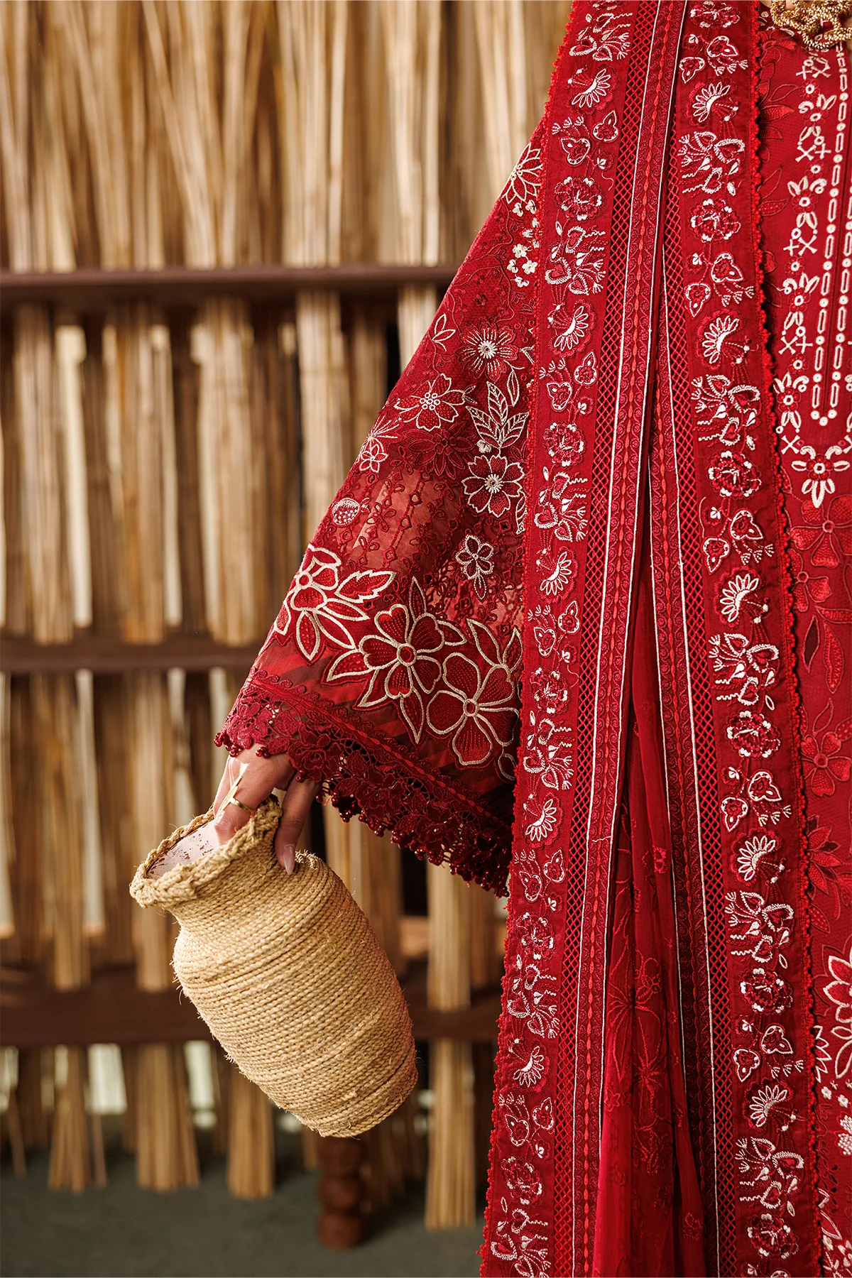 EMBROIDERED LAWN EL26-D05 UNSTITCHED - Image 6