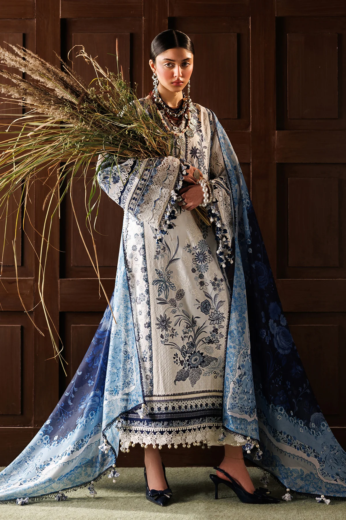 EMBROIDERED LAWN EL26-D06 STITCHED - Image 12