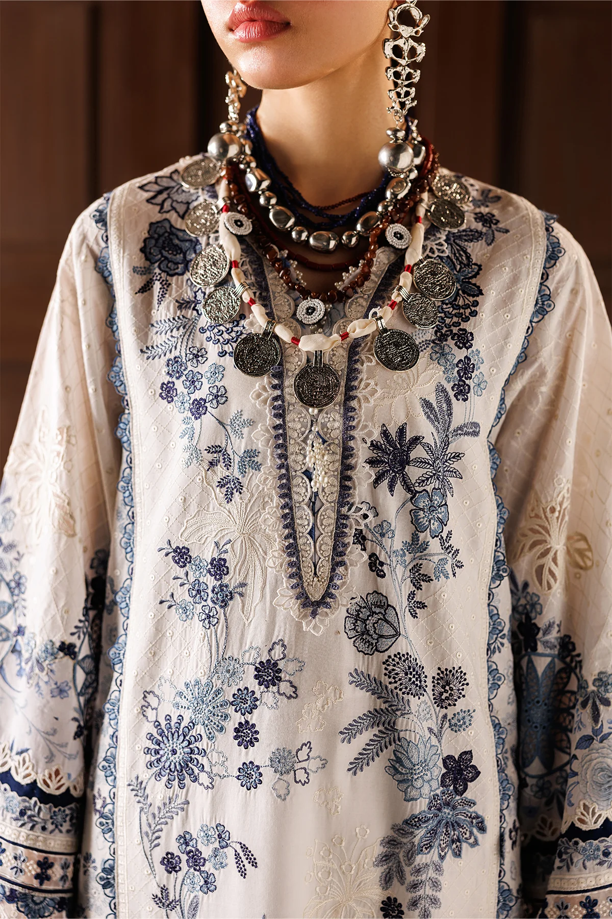 EMBROIDERED LAWN EL26-D06 STITCHED - Image 3