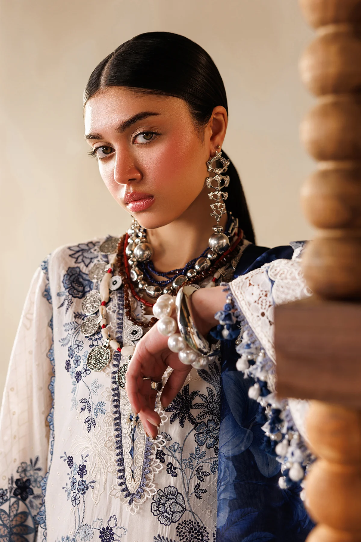 EMBROIDERED LAWN EL26-D06 STITCHED - Image 6