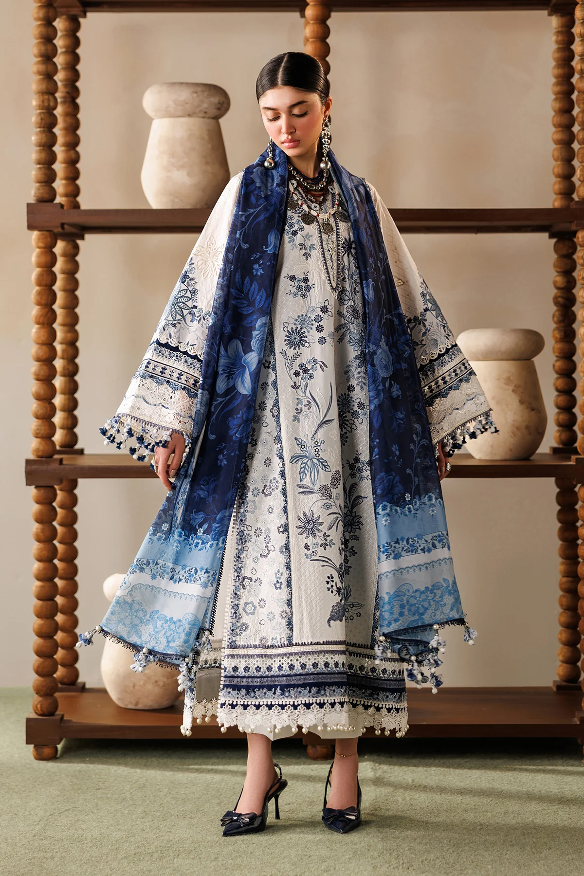 EMBROIDERED LAWN EL26-D06 STITCHED - Image 9