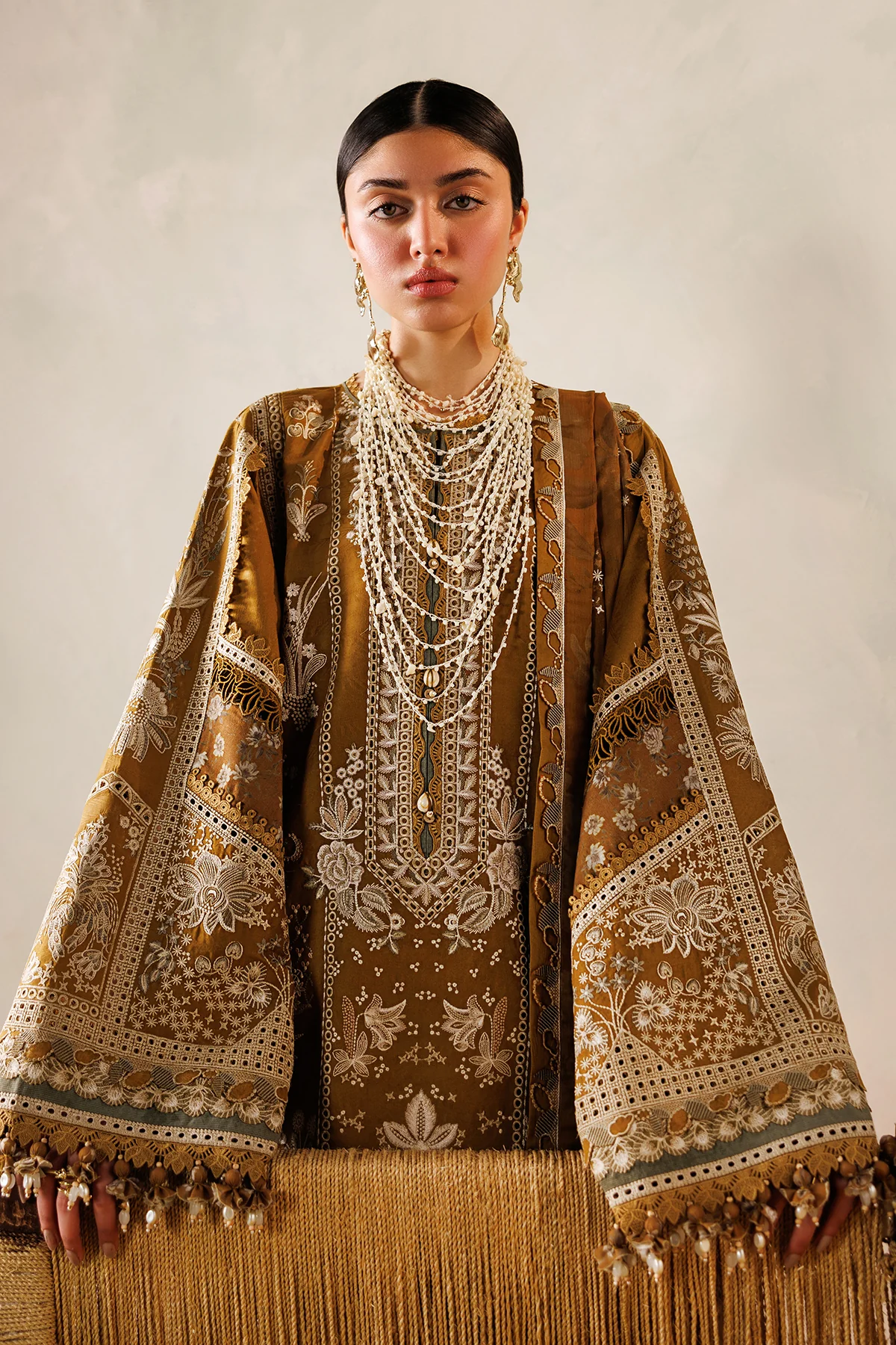 EMBROIDERED LAWN EL26-D07 STITCHED - Image 5
