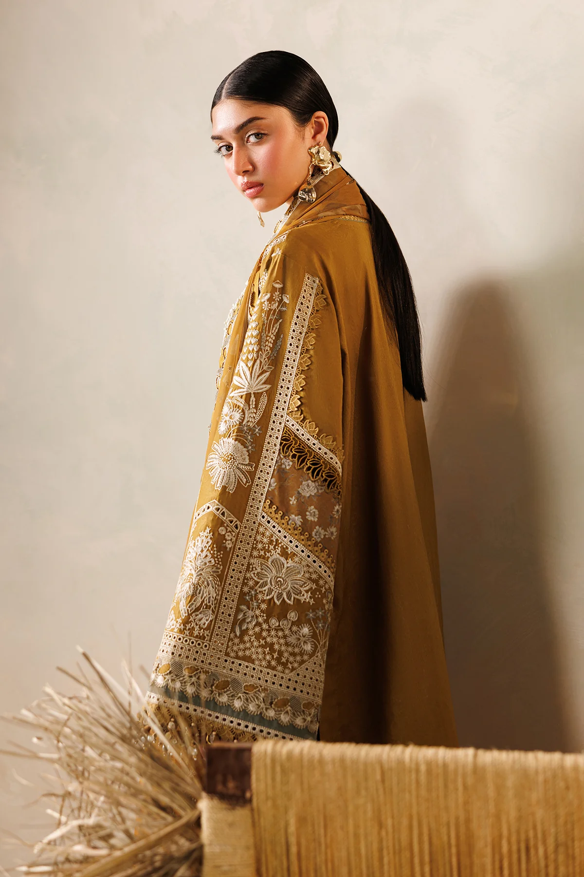 EMBROIDERED LAWN EL26-D07 STITCHED - Image 6