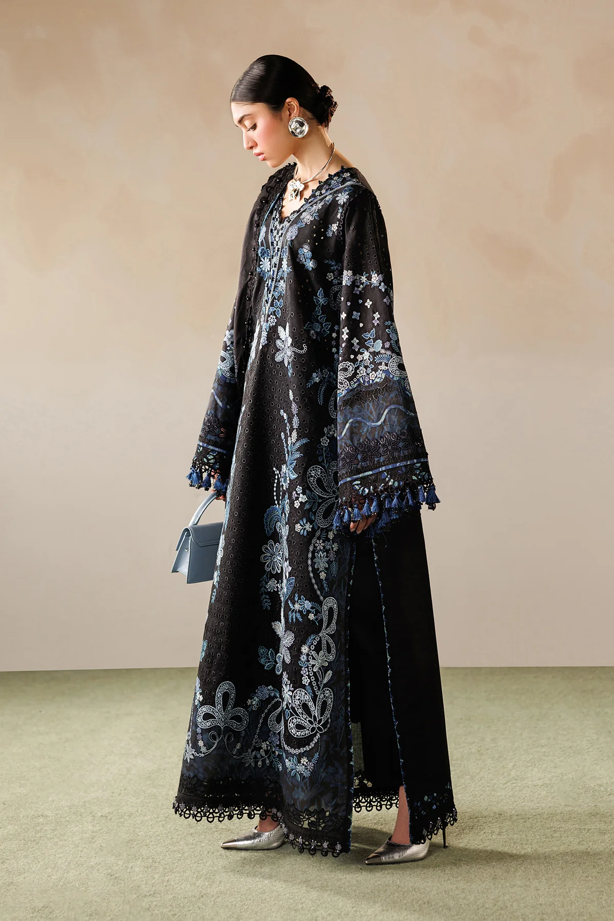 EMBROIDERED LAWN EL26-D08 STITCHED - Image 9