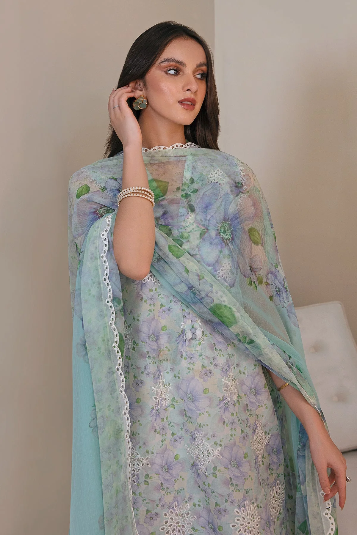 EMBROIDERED  LAWN SF-357 - Image 3