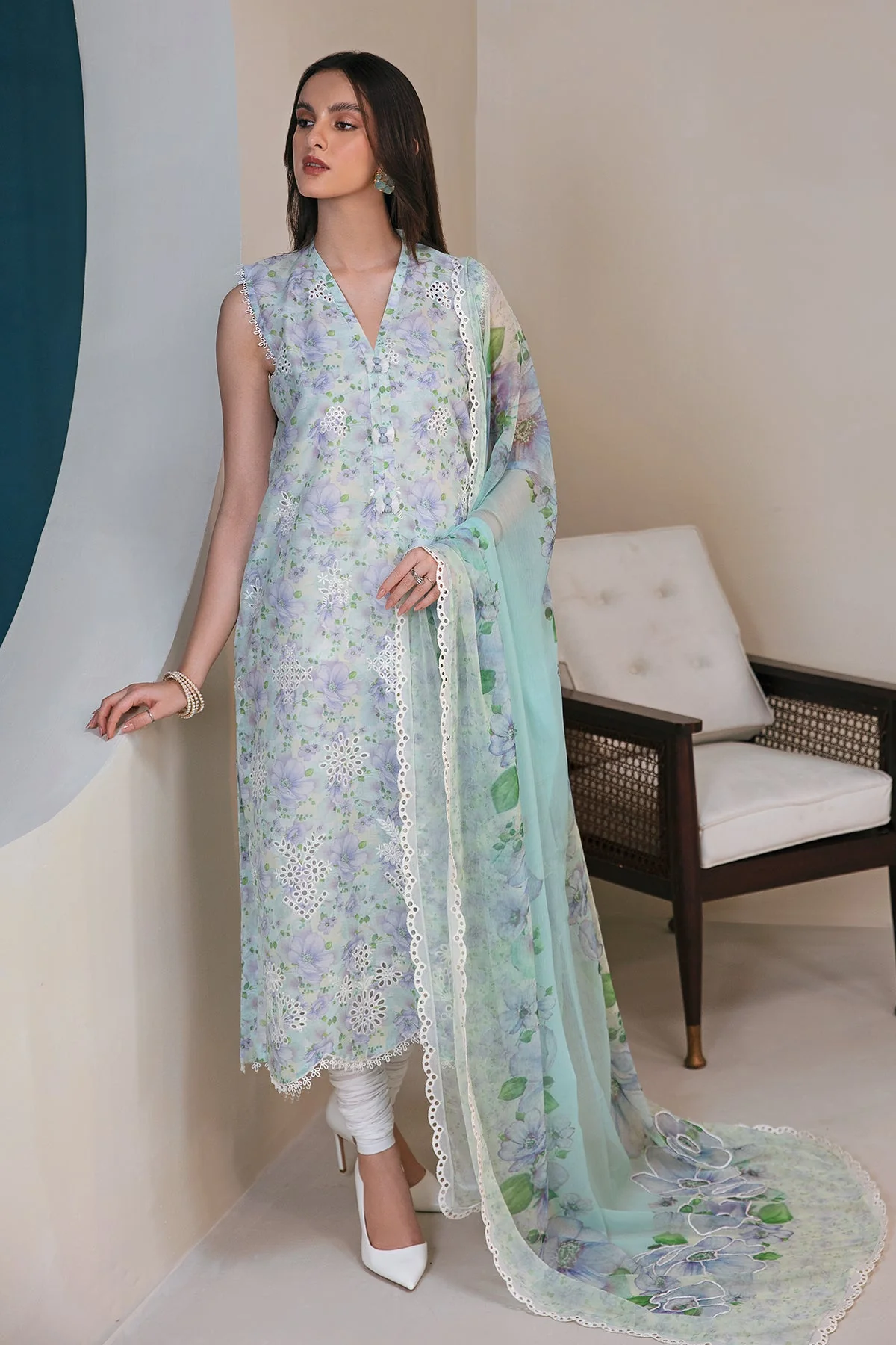 EMBROIDERED  LAWN SF-357 - Image 4