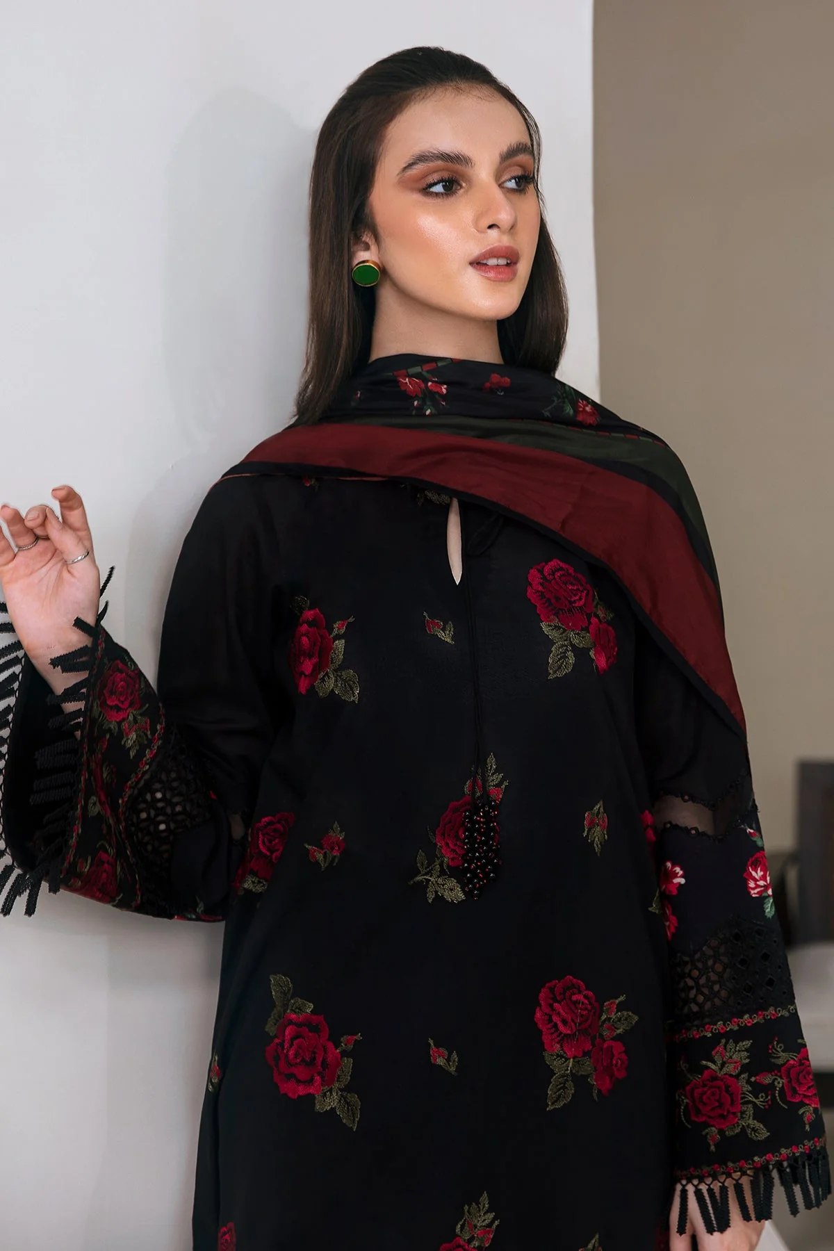 EMBROIDERED LAWN SF-361 - Image 3
