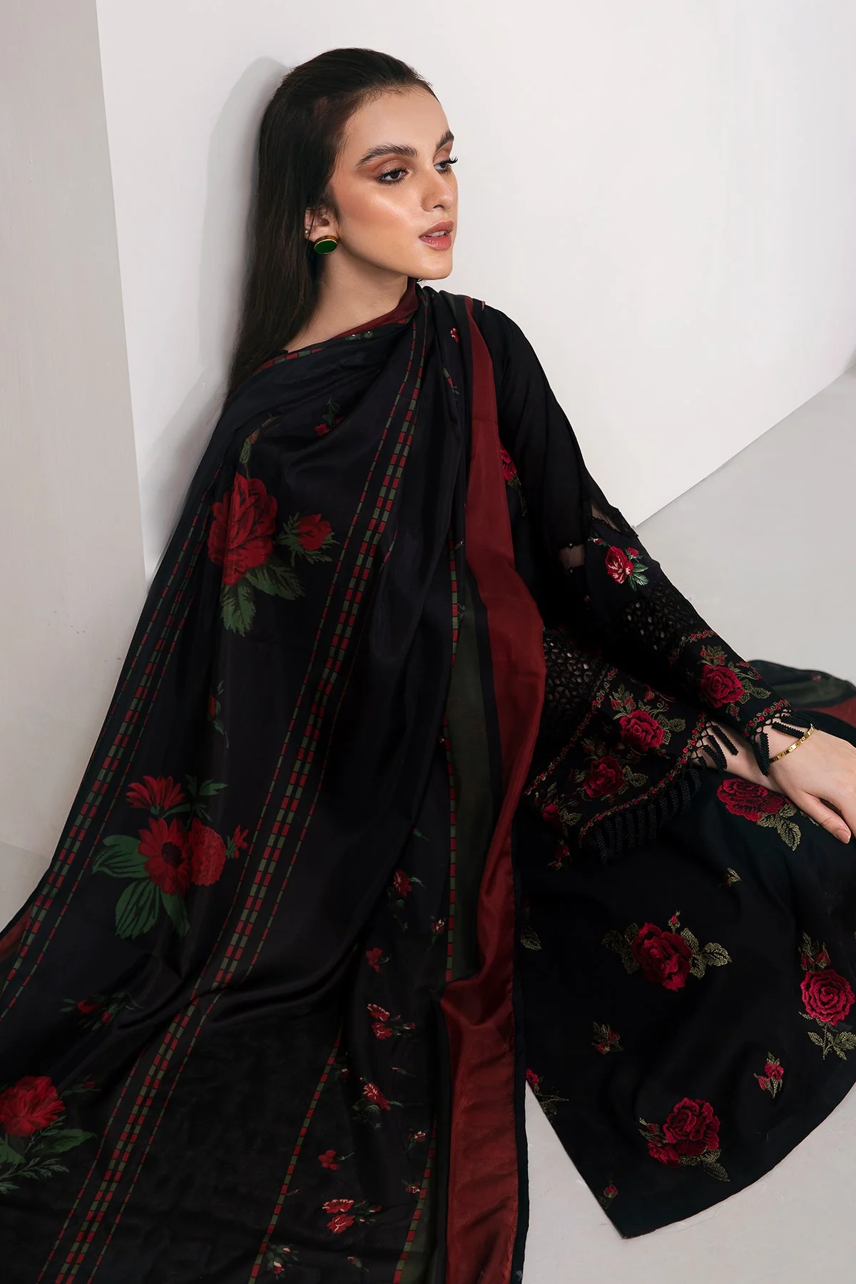EMBROIDERED LAWN SF-361 - Image 6
