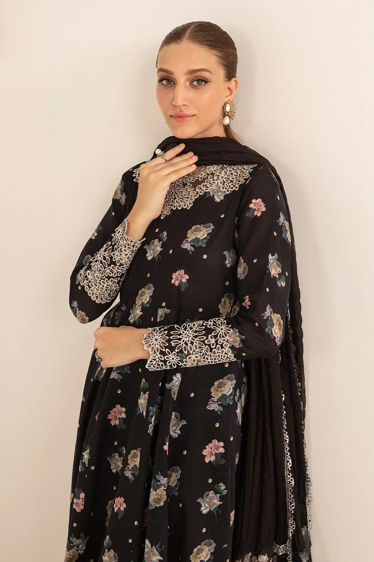 EMBROIDERED LAWN SF-406 - Image 6
