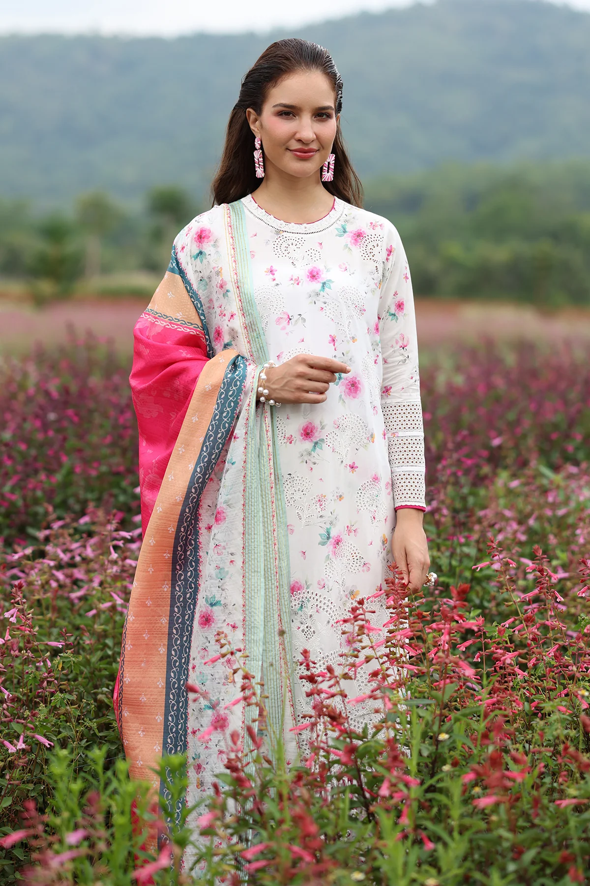 EMBROIDERED LAWN SF-4237 - Image 6