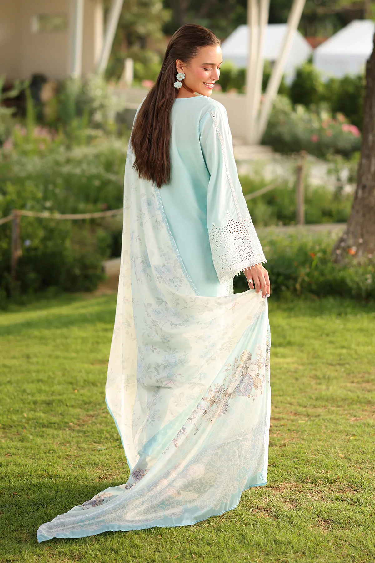 EMBROIDERED LAWN SF-4242 - Image 2