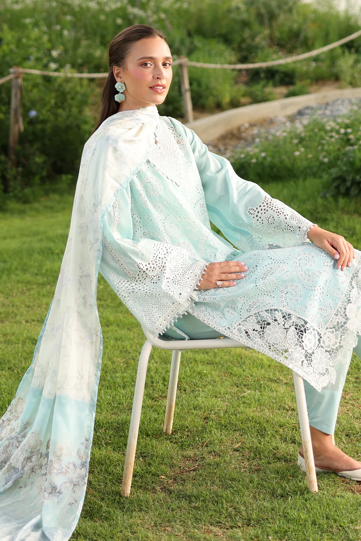 EMBROIDERED LAWN SF-4242 - Image 5