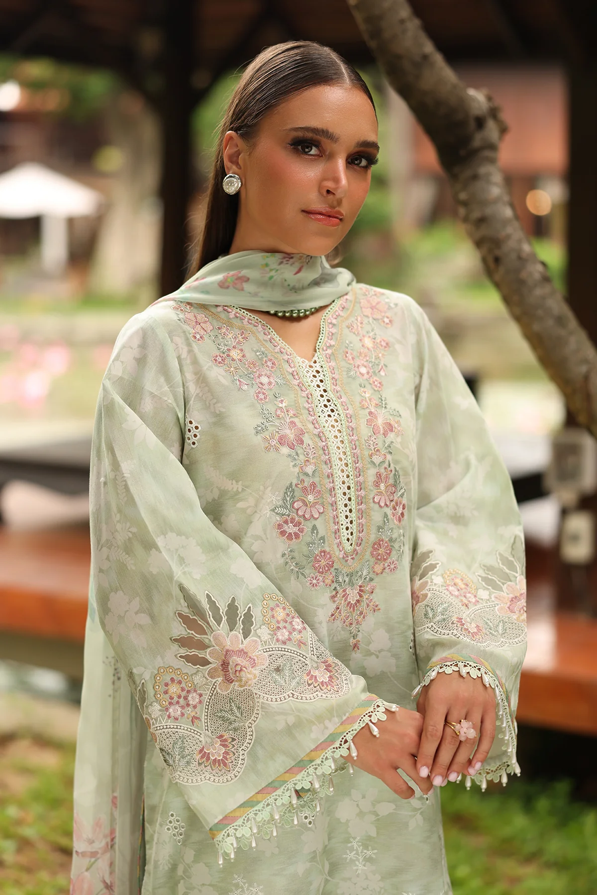 EMBROIDERED LAWN SF-4249 - Image 2