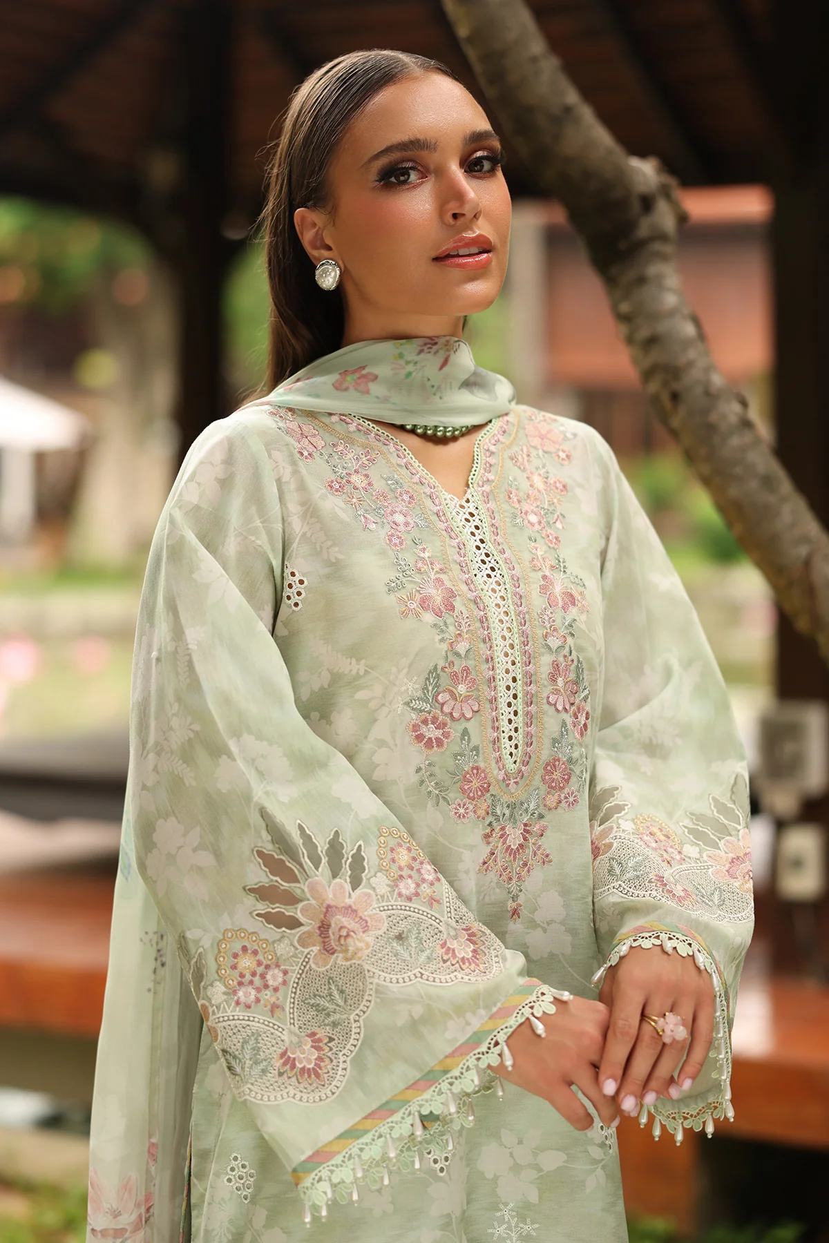 EMBROIDERED LAWN SF-4249 - Image 4
