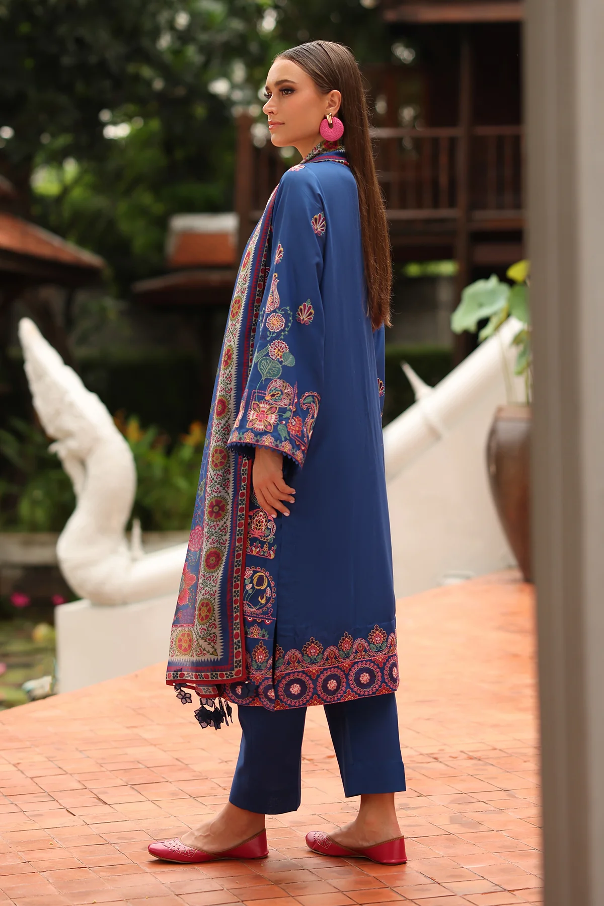 EMBROIDERED LAWN SF-4251 - Image 2