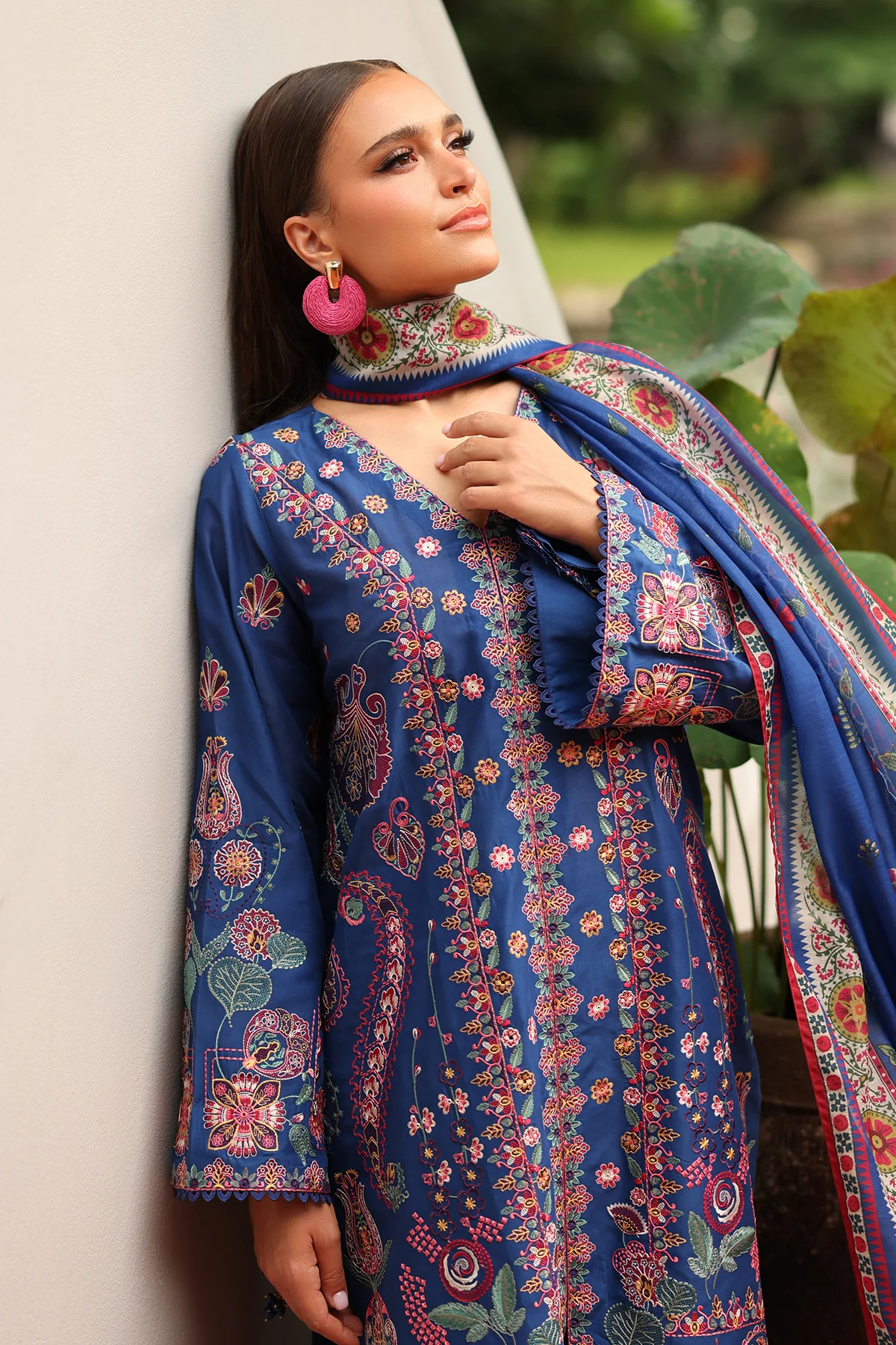 EMBROIDERED LAWN SF-4251 - Image 4