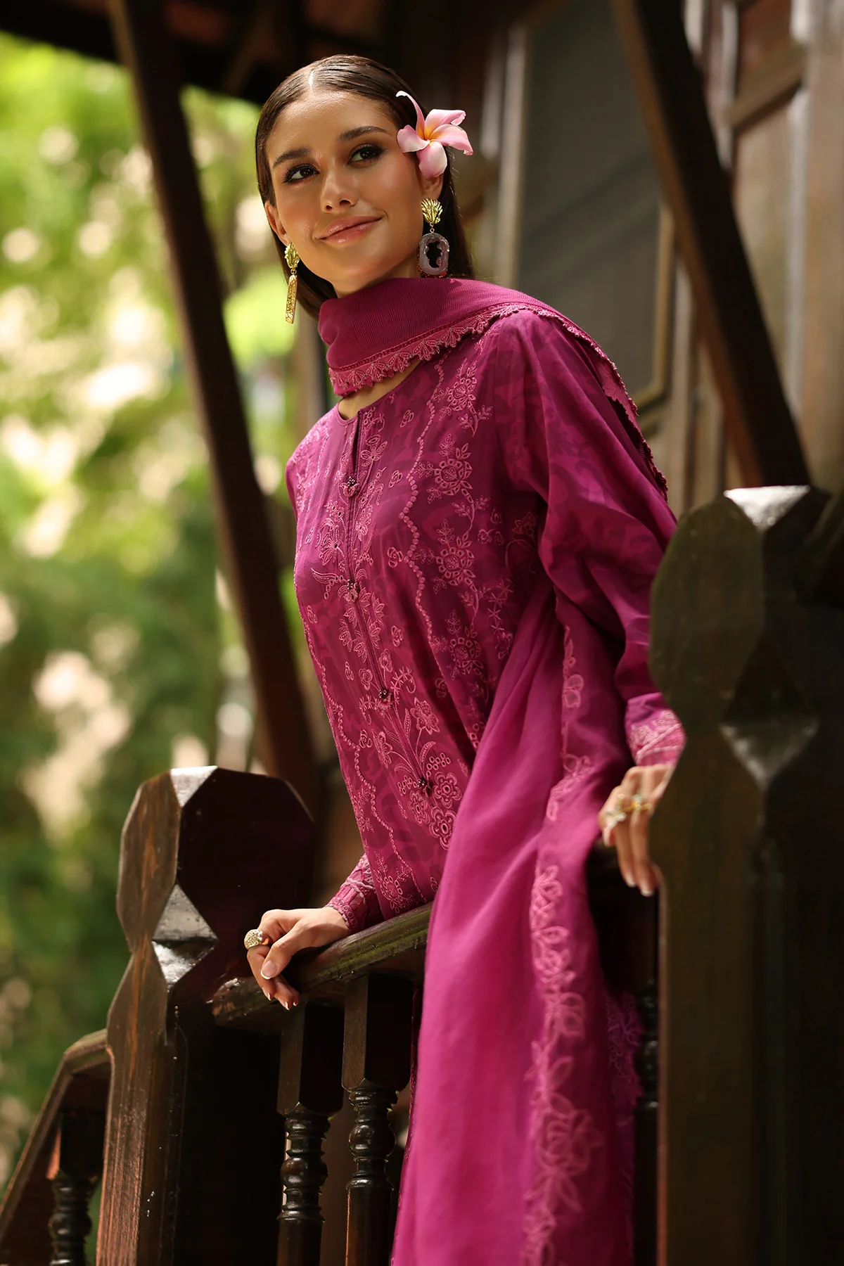 EMBROIDERED LAWN SF-4254 - Image 4