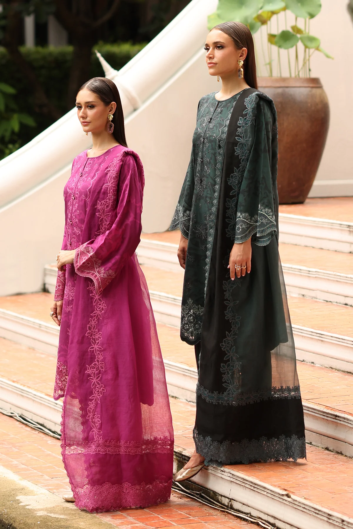 EMBROIDERED LAWN SF-4254 - Image 9