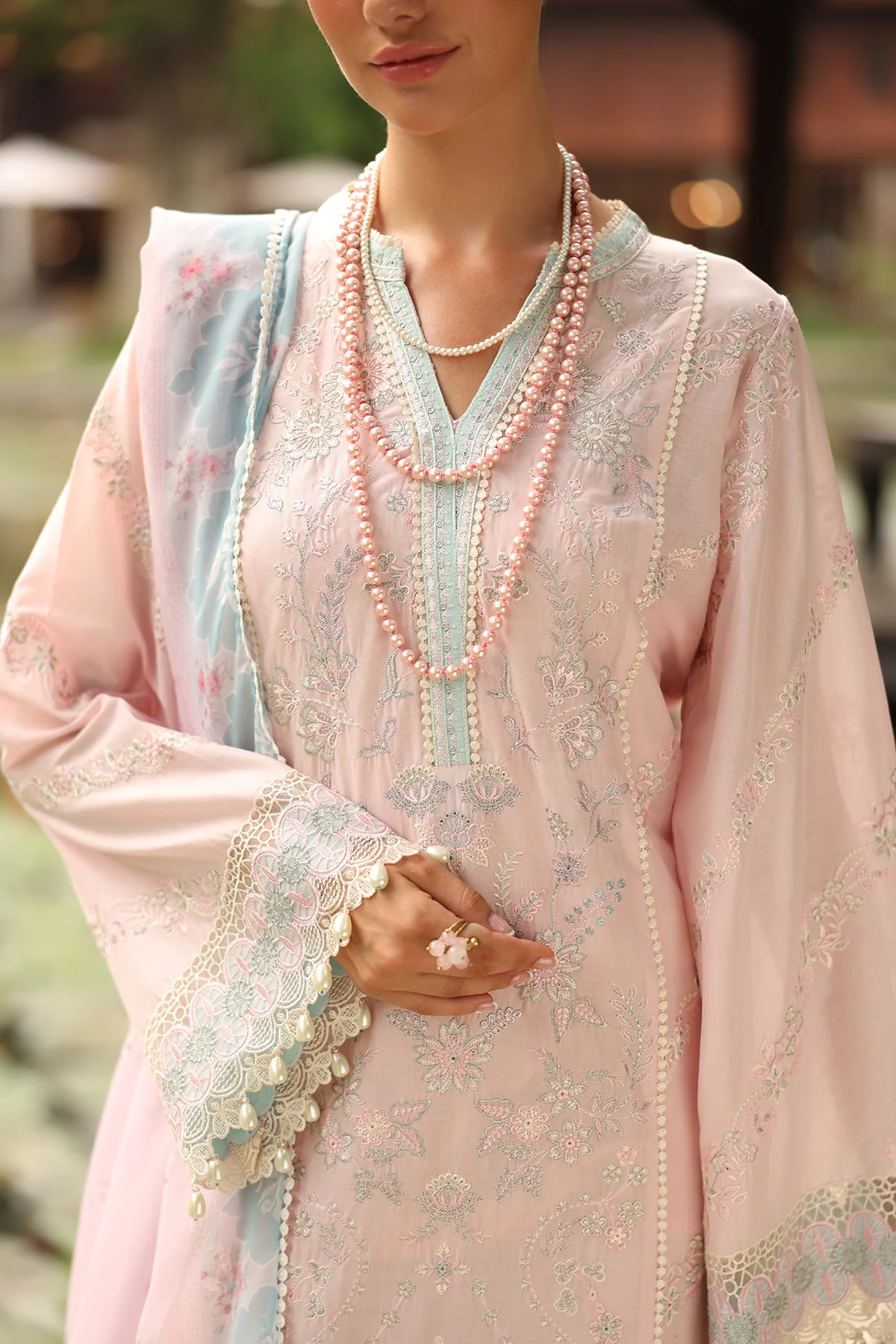 EMBROIDERED LAWN SF-4260 - Image 3