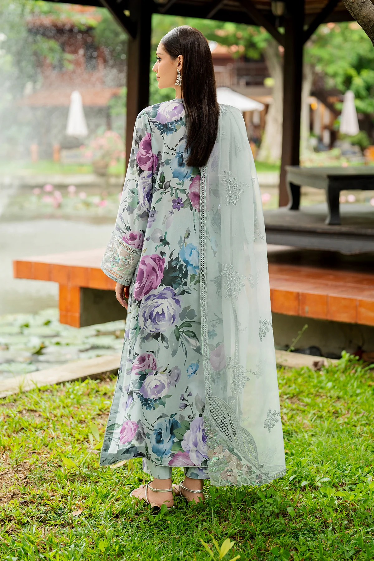 EMBROIDERED LAWN SF-4268 - Image 2