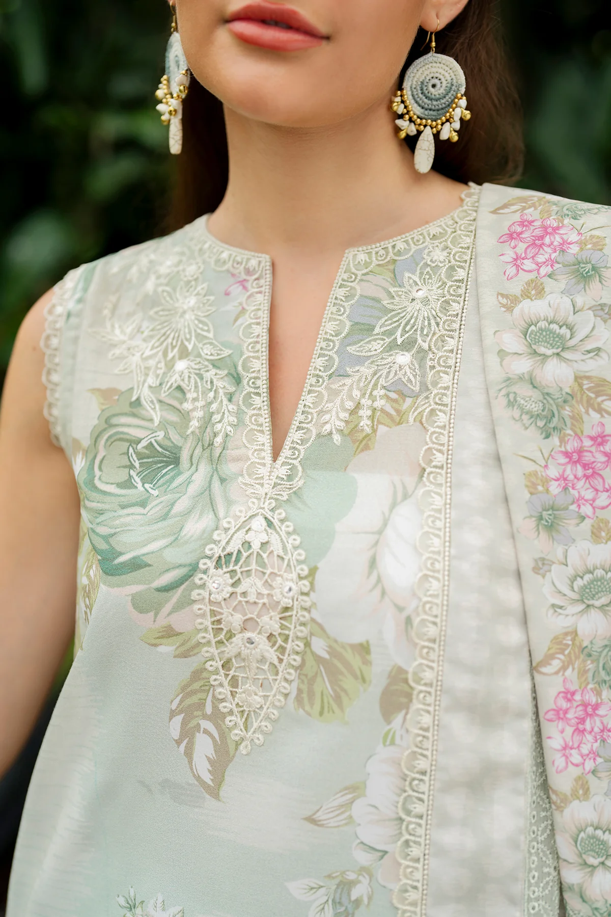 EMBROIDERED LAWN SF-4269 - Image 3