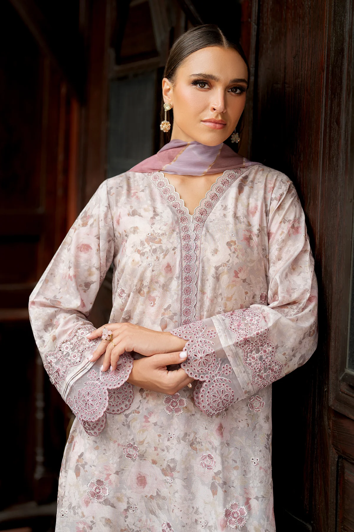 EMBROIDERED LAWN SF-4273 - Image 6