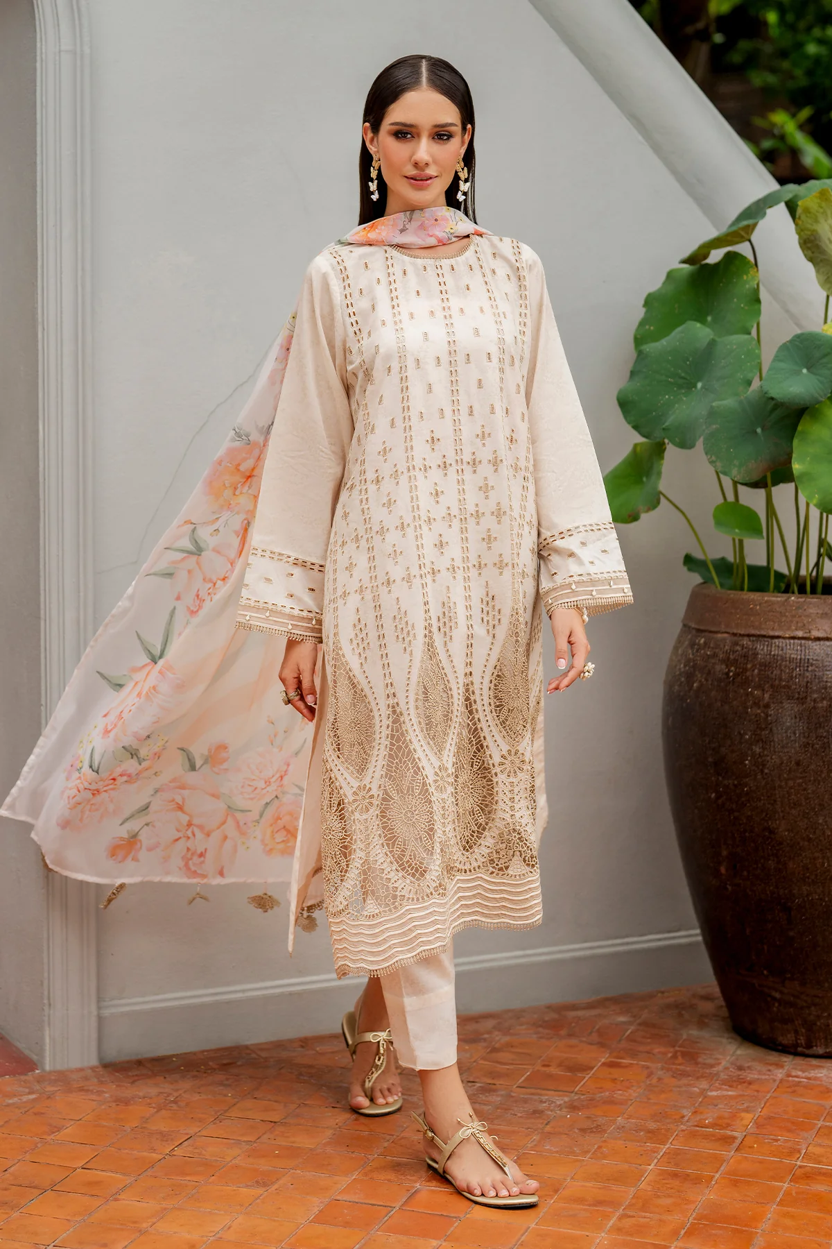 EMBROIDERED LAWN SF-4274 - Image 7