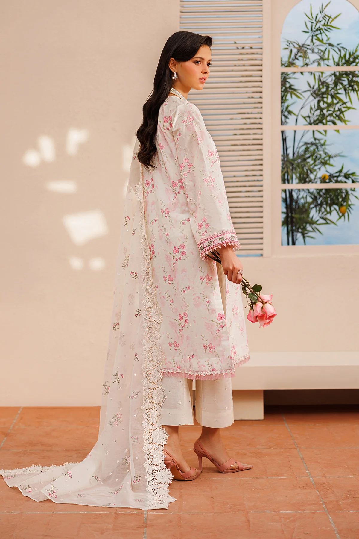 EMBROIDERED LAWN SF-4392 - Image 2