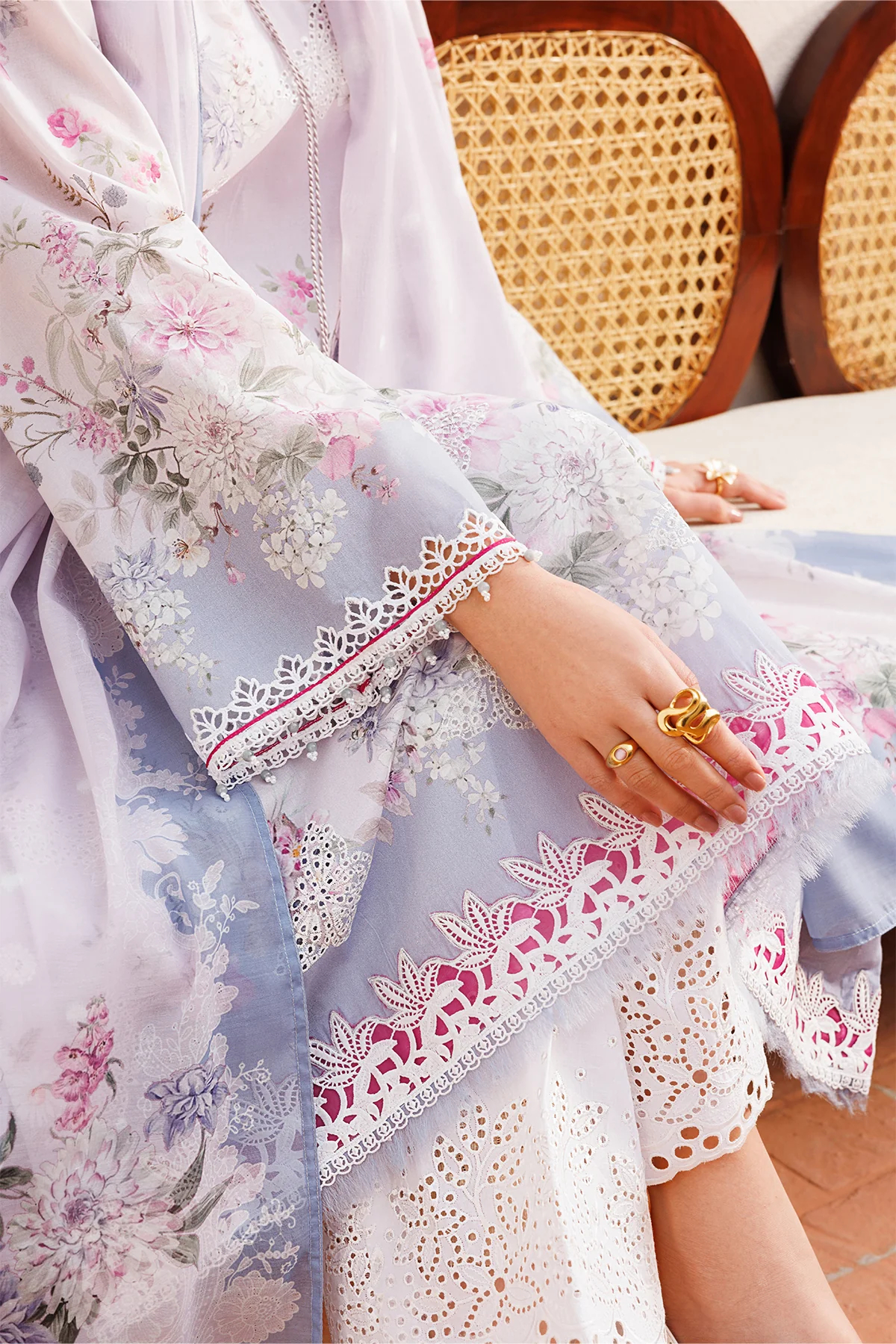 EMBROIDERED LAWN SF-4395 - Image 3