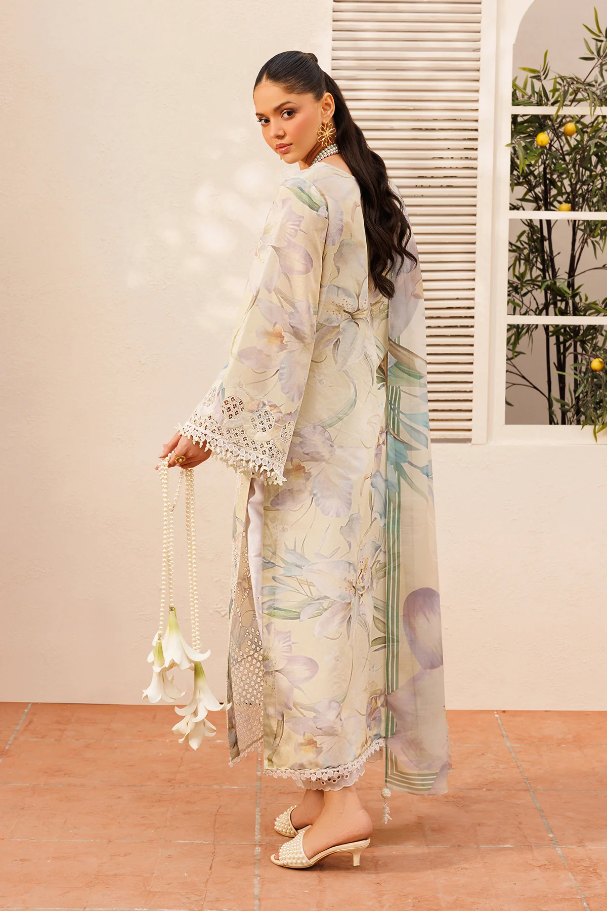 EMBROIDERED LAWN SF-4396 - Image 2