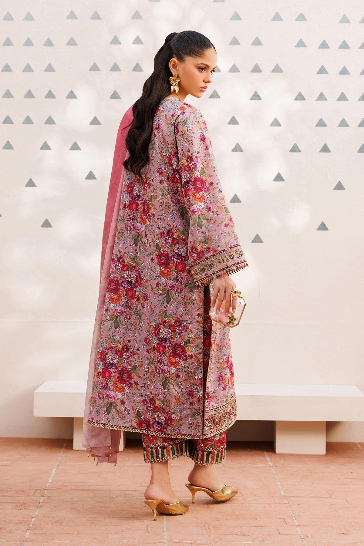 EMBROIDERED LAWN UF-4398 - Image 2