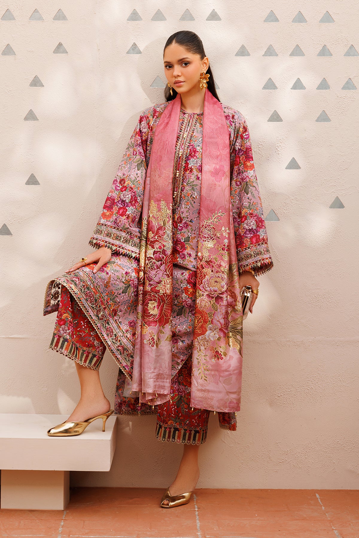 EMBROIDERED LAWN UF-4398 - Image 6