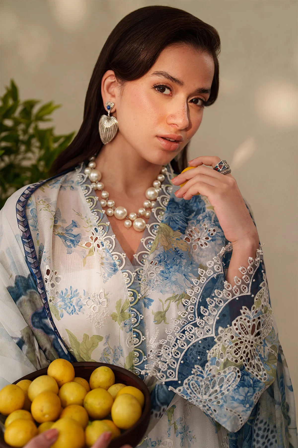 EMBROIDERED LAWN UF-4401 - Image 3
