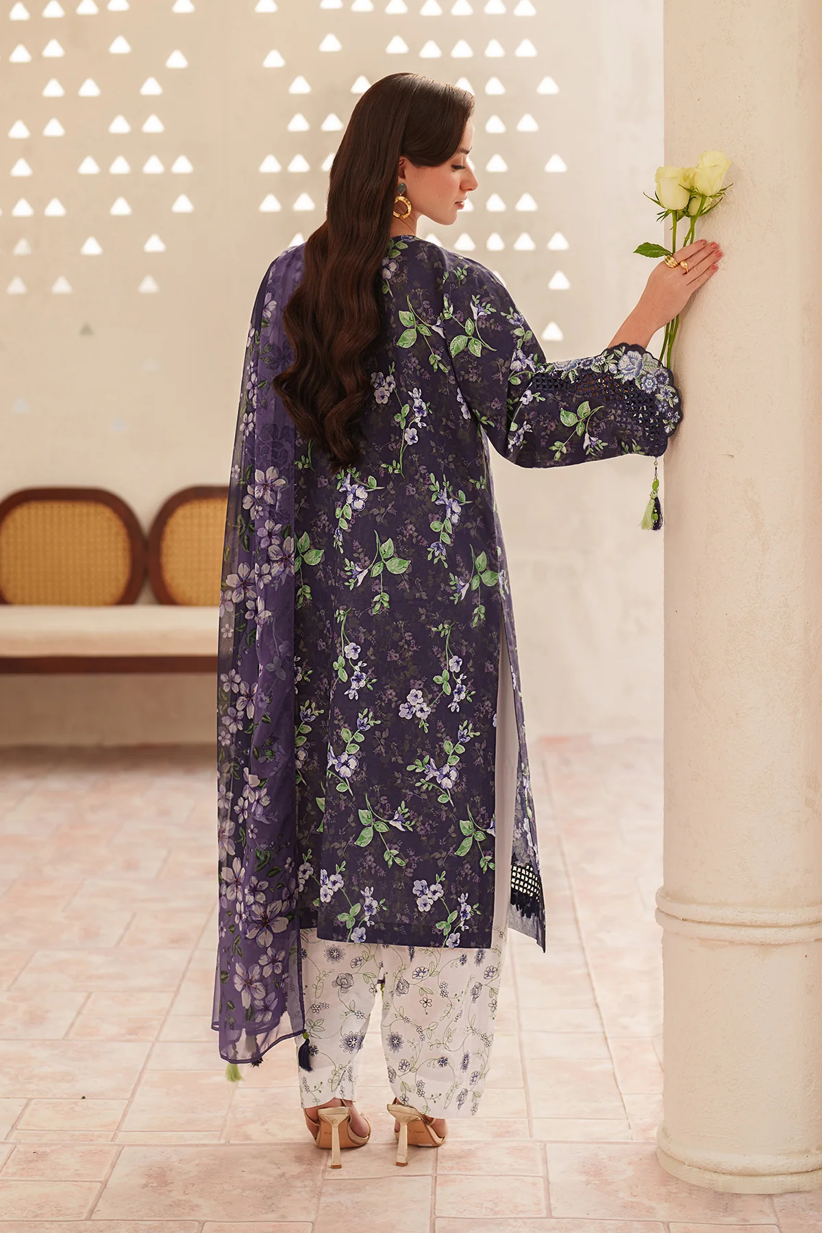 EMBROIDERED LAWN UF-4405 - Image 2