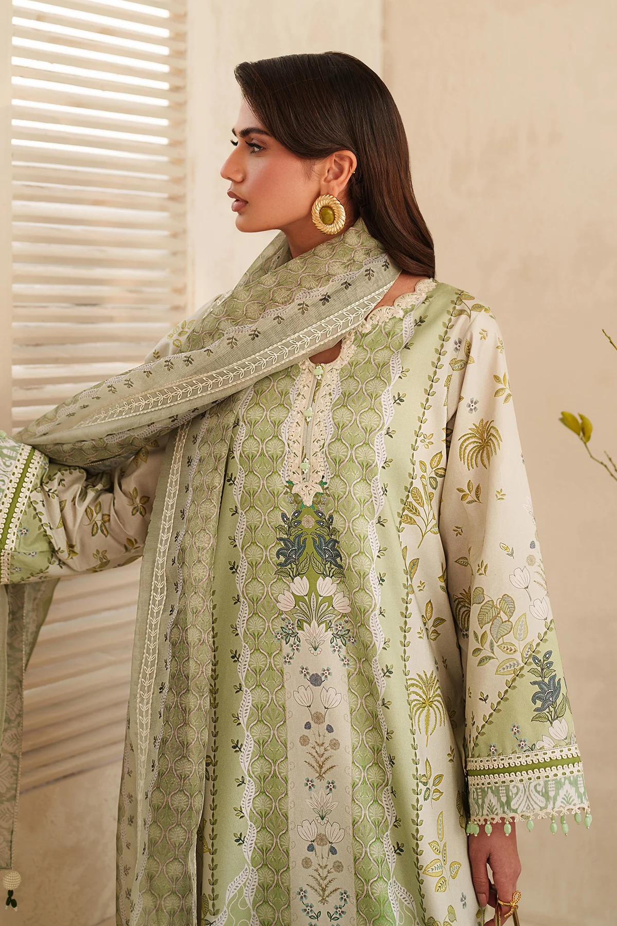 EMBROIDERED LAWN SF-4406 - Image 3