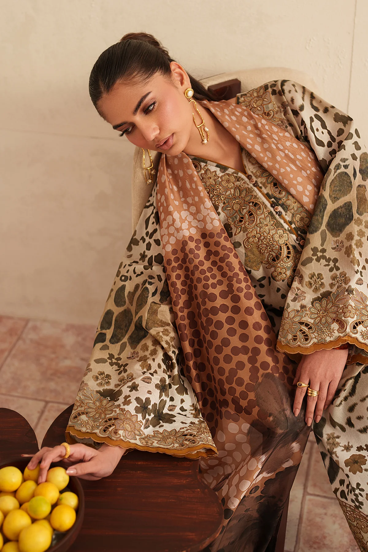 EMBROIDERED LAWN UF-4408 - Image 9