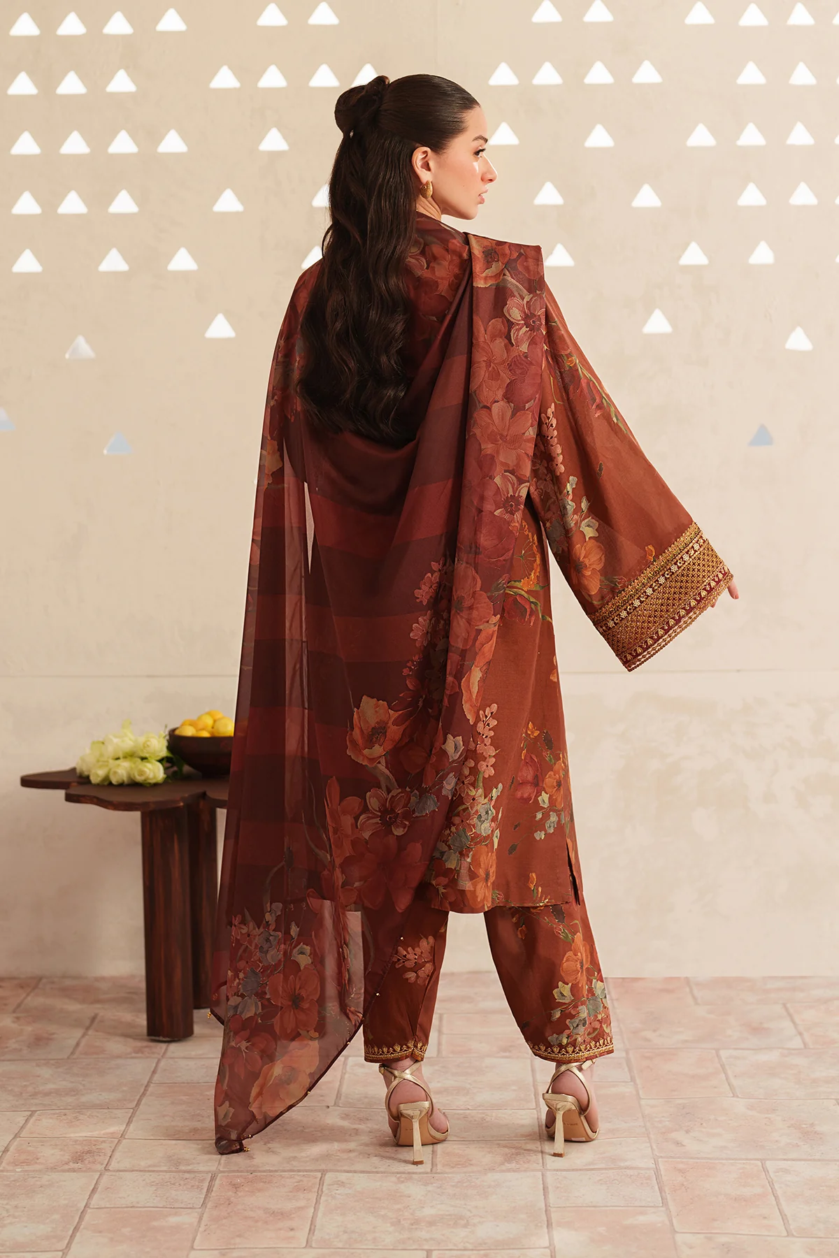 EMBROIDERED LAWN SF-4409 - Image 2