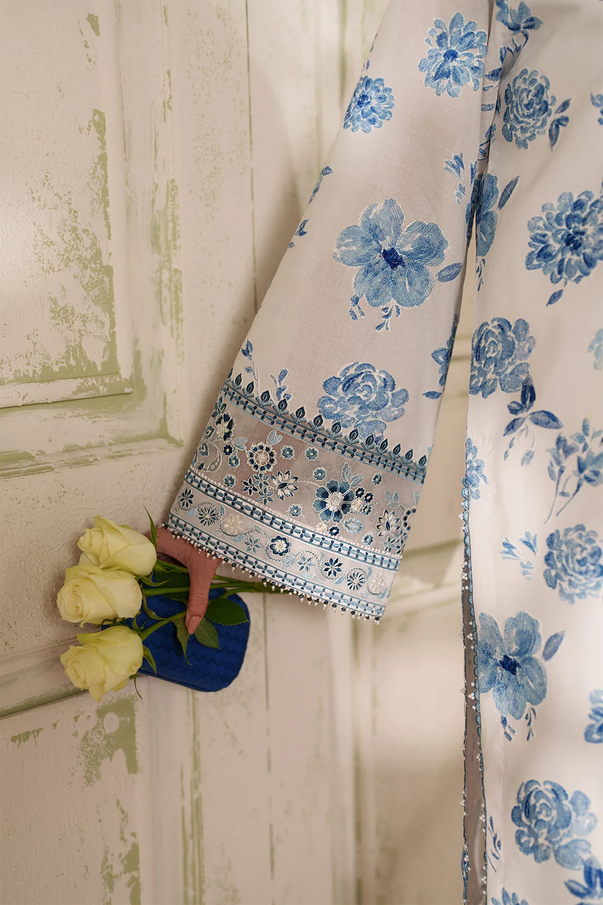 EMBROIDERED LAWN SF-4413 - Image 5