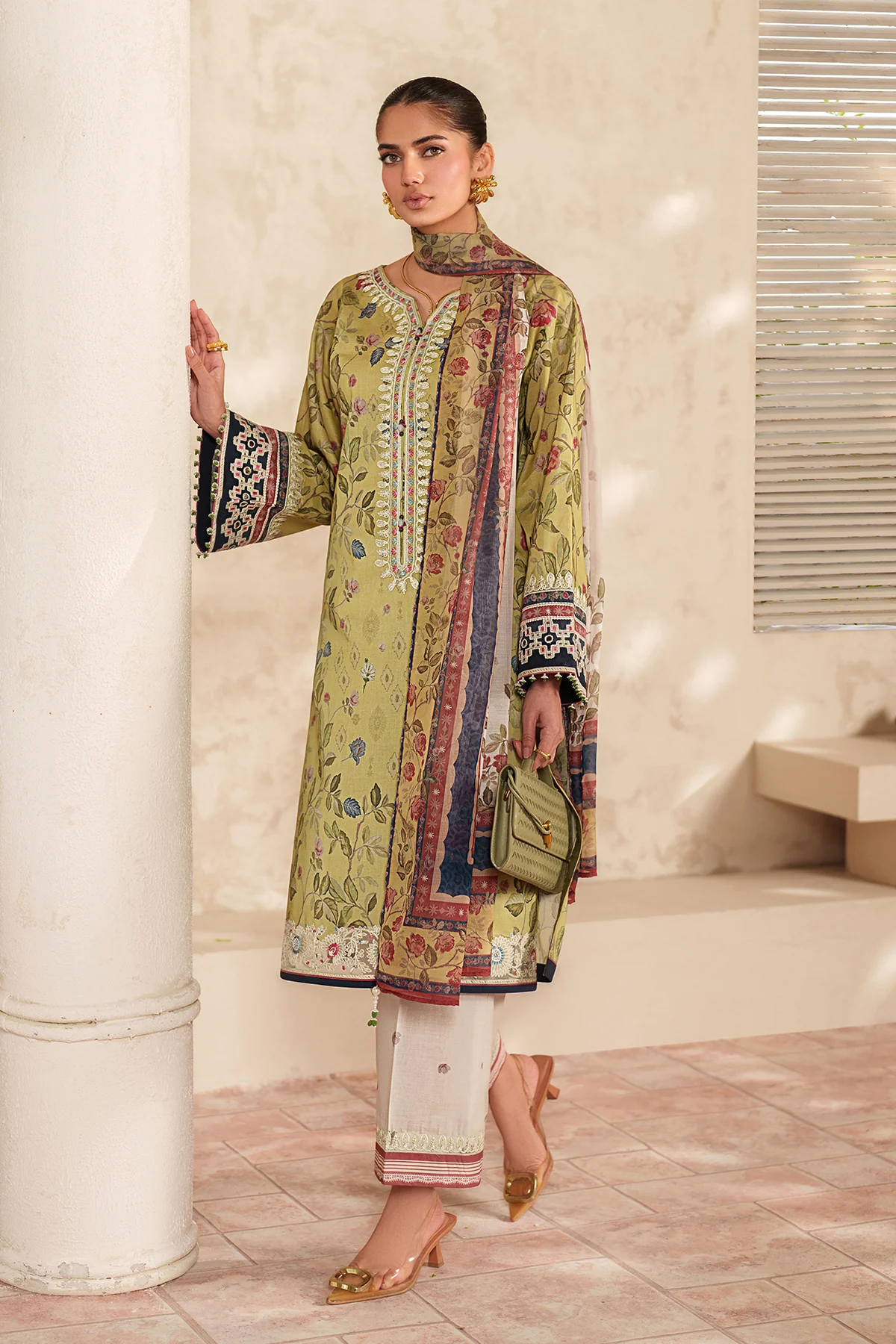 EMBROIDERED LAWN UF-4414 - Image 6