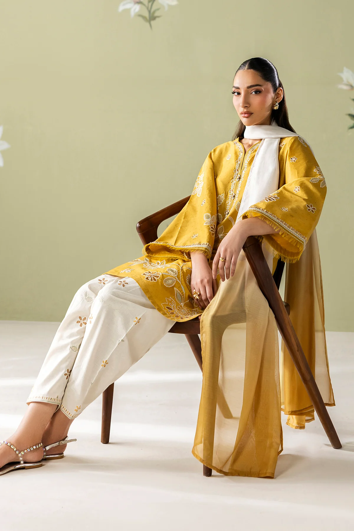 EMBROIDERED LAWN SF-4419 - Image 8