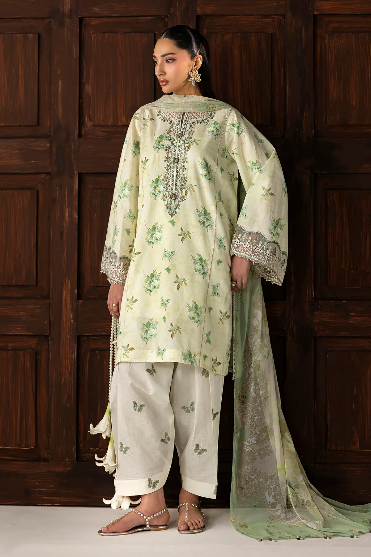 EMBROIDERED LAWN SF-4420 - Image 10
