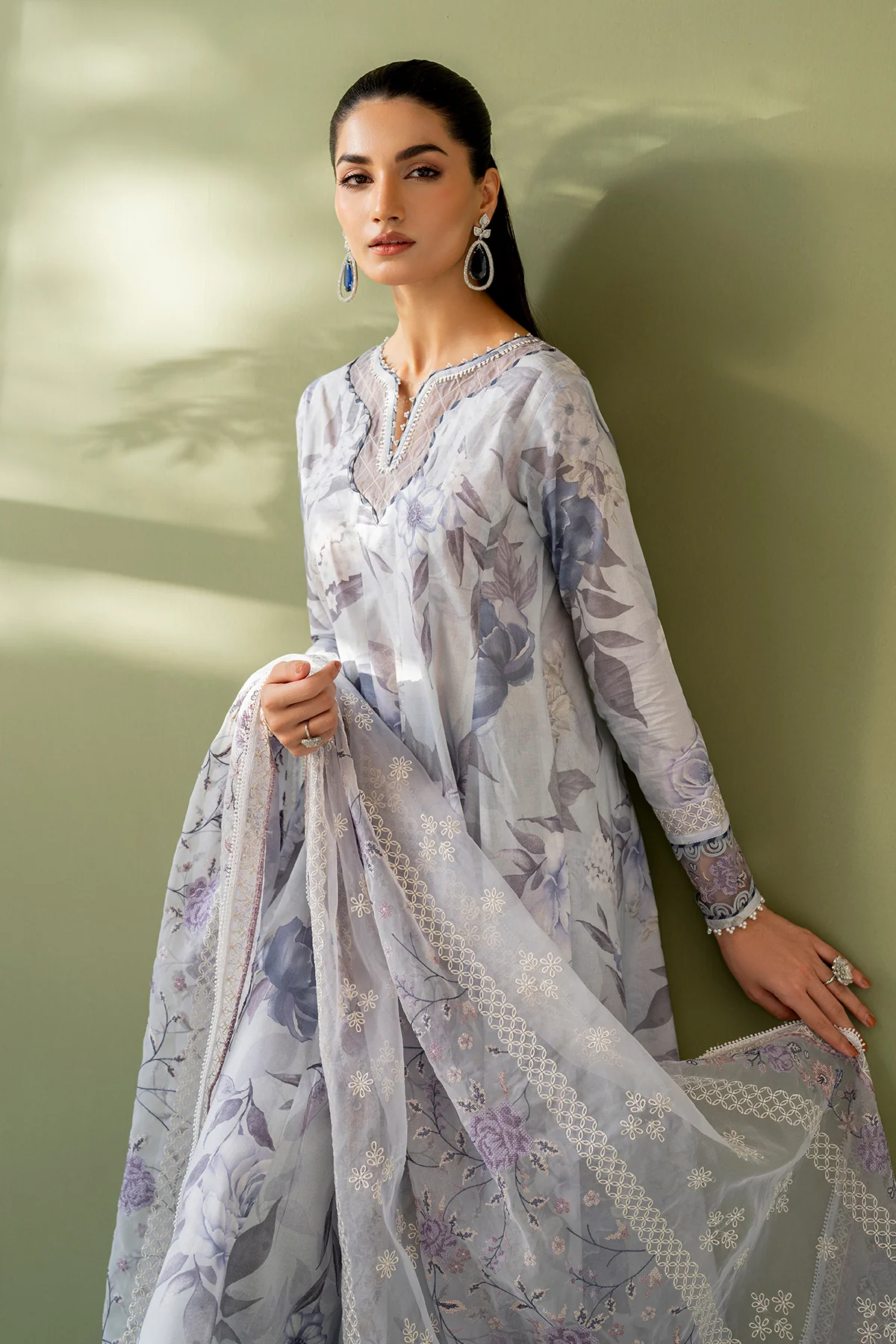 EMBROIDERED LAWN UF-4173 - Image 6